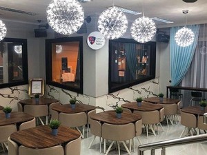 Lihat Kantin LSPR yang Instagramable, Netizen : Kantin Kampusku Langsung Minder