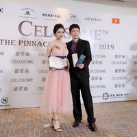 Tran yang memang terobsesi dengan dunia kecantikan akhirnya mendirikan usaha sendiri. Ia bergerak di industri kecantikan berupa klinik yang diberi nama Vân Anh Beauty & Clinic. Foto: Facebook/Tran Vu Van Anh