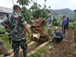 Cegah Pencurian, BPCB Gandeng Petani Amankan TKP Penemuan Arca Dieng