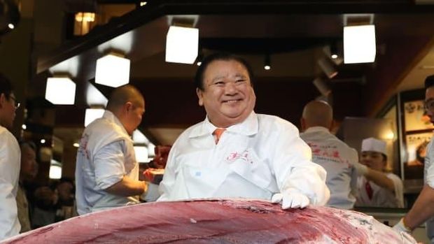 Jutawan Jepang Beli Tuna Raksasa Seharga 25 M
