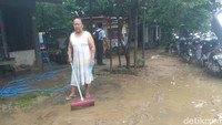Dimintai konfirmasi terpisah, Plt Kepala BPBD Pati, Hadi Santosa, menyebut penyebab banjir yang melanda wilayah Kayen adalah kiriman air dari lereng Gunung Sukolilo. Diberitakan sebelumnya, banjir melanda Desa Kayen, Kecamatan Kayen, Pati pada Senin (6/1) malam. Siang ini, banjir meluas ke delapan desa lainnya di Kayen.