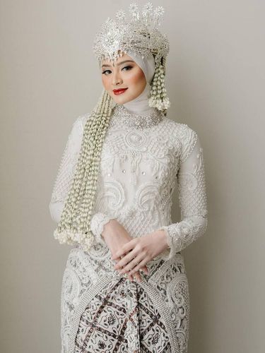 Featured image of post Model Kebaya Pengantin Modern Hijab 3456 x 4608 jpeg 5210