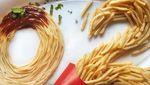 Keren! Bermodal Makanan Cepat Saji, Seniman Ini Bikin Karya Mengagumkan