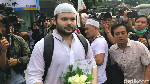 Bebas, Ridho Rhoma Tebar Senyum Semringah