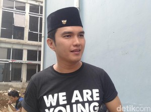 Aldi Taher Sebut Pacaran Settingan Haram