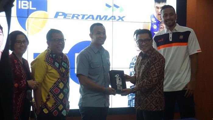 Persiapan menggelar IBL sudah di jalur yang benar. (Foto: Mercy Raya) Persiapan menggelar IBL sudah di jalur yang benar. (Foto: Mercy Raya)