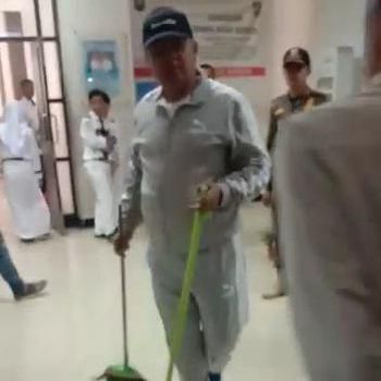 Sidak Kantor Disdukcapil, Bupati Aa Umbara Ngamuk Lihat Sampah