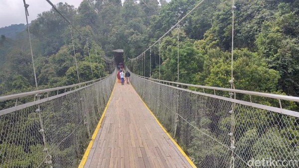 Foto: Cantiknya 7 Destinasi Wisata Alam Sukabumi