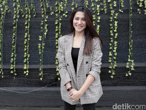 Kepolosan Dita Fakhrana Disebut Ganggu Laki Orang
