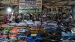Pasar Jatinegara Kembali Berdenyut Usai Banjir Surut