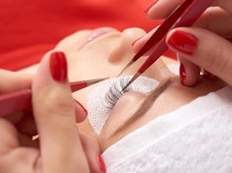 Video: Mengapa Eyelash Extension Dilarang dalam Islam?