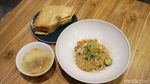 Enaknya Bakmi Bakso dan Nasi Goreng Cingur di Warung Kekinian