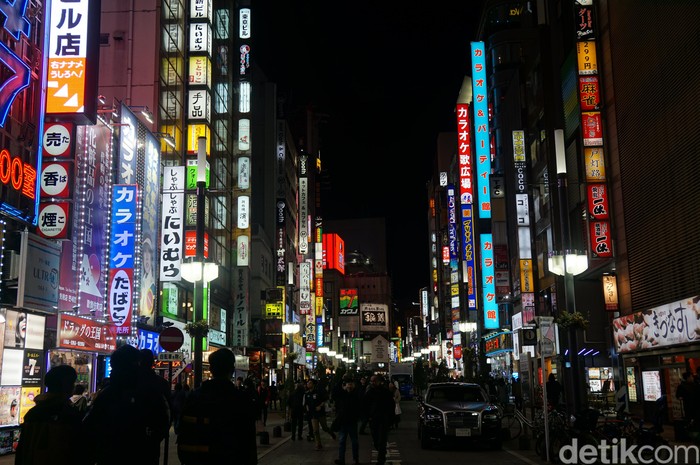 Kawasan Shinjuku Jepang