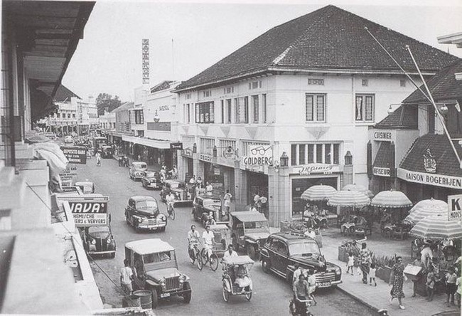 Ada Sejak 102 Tahun Lalu, Ini Tempat Makan Para Noni Belanda di Bandung
