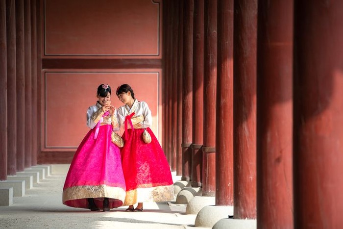 Hanbok, Korean traditional silk dress., Holiday backgrounds, red, green, colorful, thanksgiving, embroidery,