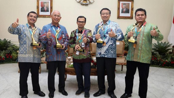 PLN Raih 5 Proper Emas dari KLHK