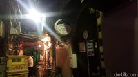Masjid Kecil dan Hiruk Pikuk Shinjuku