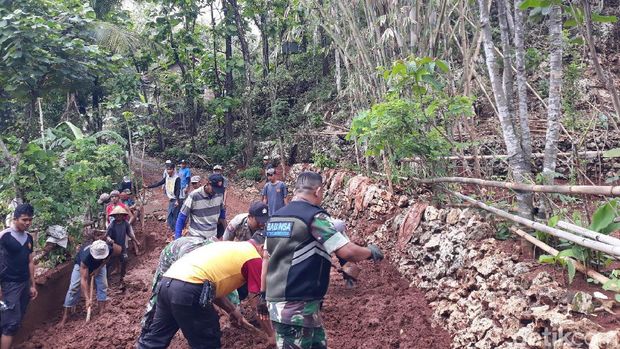Rekahan Tanah 16 Meter di Tepus Gunungkidul, Camat: Pertama Terjadi