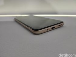 Penampakan Realme X50 5G Master Edition yang Serba Geometris