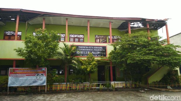 Melihat Kondisi Terkini SDN Palebon 01 Semarang yang Atapnya Roboh