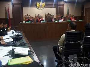 Anak Buah Eks Gubernur Kepri Disebut Minta Duit ke Pengusaha
