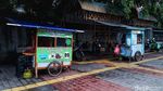 Duh! Trotoar Grogol Dijajah PKL