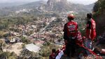 Wow! Ada Belati Raksasa Tertancap di Bukit Bandung Barat