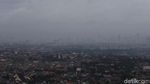 Mendung Selimuti Kota Jakarta Pagi Ini