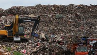 Pascabanjir, volume sampah TPA Rawa Kucing naik 60 persen menjadi 2.100 ton dari 1.300 ton sampah per hari.