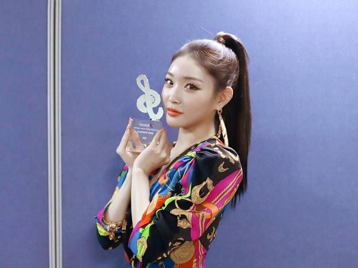 kim chungha peraih hot performanced award