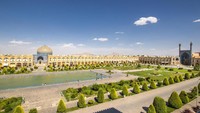 BBC melaporkan ada ratusan situs bersejarah di Iran dimana 20 di antaranya masuk dalam daftar Situs Warisan Dunia UNESCO. Salah satunya, Naqsh-e Jahan Square yang merupakan kota di Isfahan yang dibangun sejak awal abad ke-17. (iStock)