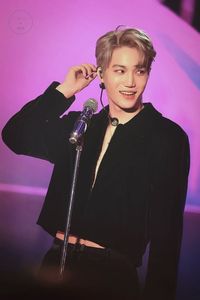 Deretan Gaya Seksi Kai EXO Pakai Crop Top, Bikin Fans Histeris