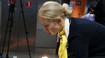 Bunga dan Lilin untuk Korban Pesawat Ukraine Airlines