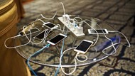 Ponsel Dipakai Sambil Dicas Meledak, Warga Klaten Terluka Bakar 60 Persen