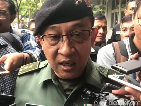 Mayjen Sisriadi (Rolando Fransiscus Sihombing/detikcom)