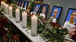 Bunga dan Lilin untuk Korban Pesawat Ukraine Airlines