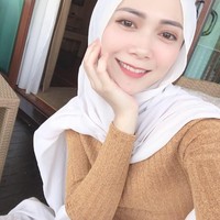 Pada awalnya, Lynda mengatakan bahwa dia harus selalu berharap dan menunggu uang suaminya, tetapi sekarang dia memiliki kebebasan untuk menghasilkan uang sendiri. Foto: Facebook