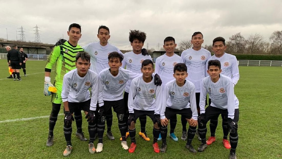 Garuda Select menelan kekalahan dari Queens Park Rangers U-18 (Foto: Doc. Garuda Select)
