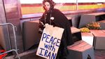 Aksi Warga Dunia Tolak Perang AS-Iran