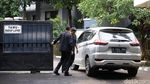 Suasana Rumah Dinas Komisioner KPU yang Diciduk KPK