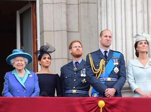 Ratu Elizabeth Beri Izin Pangeran Harry dan Meghan Keluar dari Kerajaan
