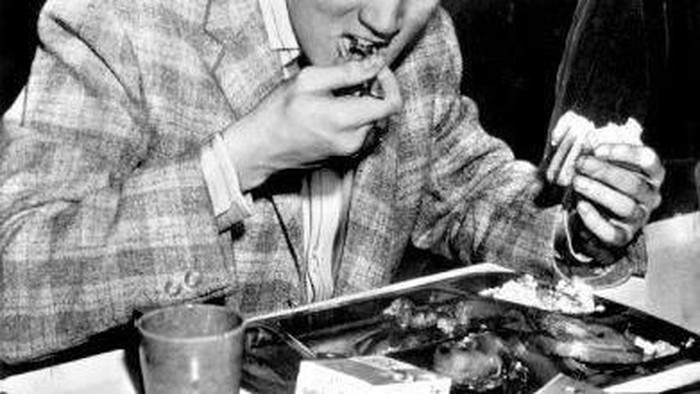 Soal Kebiasaan Makan Elvis Presley yang Diduga Picu Kematian