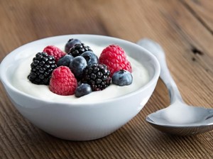 7 Manfaat Yoghurt, Turunkan Berat Badan hingga Jaga Bagian Intim Wanita