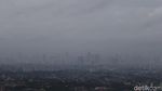 Mendung Selimuti Kota Jakarta Pagi Ini
