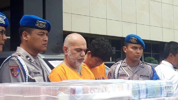 Mulan Jameela Tolak Diperiksa di Kasus MeMiles, MK: Tidak Perlu Izin Presiden