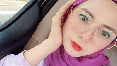 Potret Roslinda Embran, Gamer Cantik yang Raup Puluhan Juta dari Main PUBG