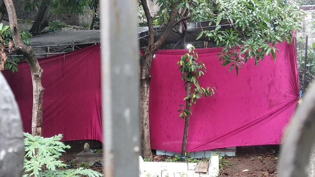 Makam Lina eks Sule Dibongkar untuk Autopsi Jenazah