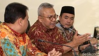 KPU dan Bawaslu akan melaporkan Wahyu ke DKPP terkait adanya pelanggaran kode etik. Laporan tersebut akan dikirimkan sore ini.