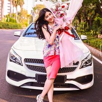 Siwi Widi Purwanti atau yang lebih dikenal dengan nama Siwi Sidi merupakan pramugari Garuda yang namanya jadi perhatian sejak disebut oleh akun Twitter @digeeembok menjadi gundik atau simpanan salah satu petinggi Garuda. Merasa nama baiknya tercemar karena dituding menjadi simpanan petinggi Garuda, Siwi Sidi mempolisikan akun Twitter @digeeembok. Foto: Instagram @w_hadinata