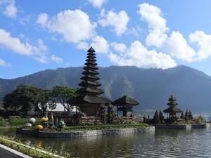 Jumlah Wisman Turun 64,11%, Wishnutama: Sudah Sesuai Perkiraan